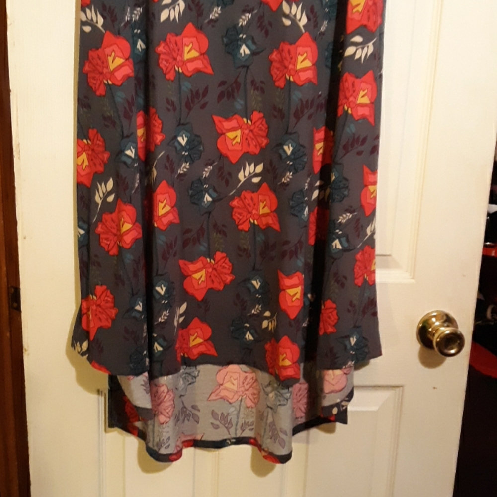 Lularoe - Picture 2 of 3